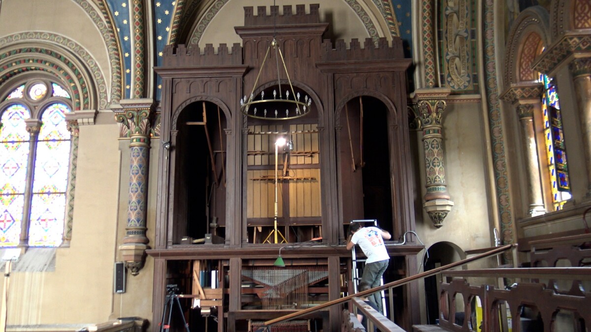 Montaje órgano Jesuitas